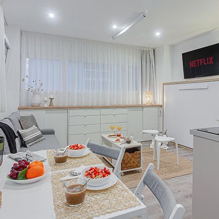 Super Centro Y Playa By Thebluewaveapartments Com A Coruna Exterior photo